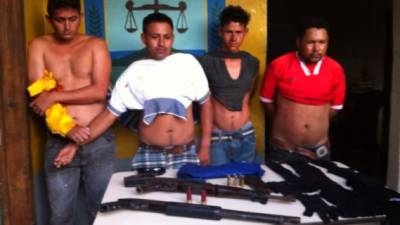 Jaime Javier Guillén Archaga (20) y Nelson Javier Guillén, José Ángel Archaga Guillén, alias El Chipla (32) y Wilmer Ramón Castellanos Pérez (23). Todos jornaleros y originarios de Meambar, Comayagua, y residentes en la aldea La Ceibita de Santa Cruz de Yojoa.