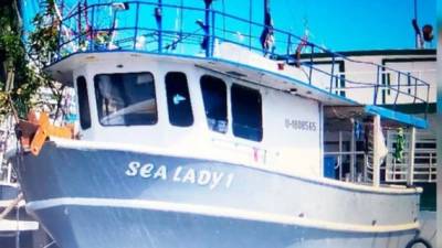 Unas 20 personas se encuentran a bordo de la embarcación Sea Lady.