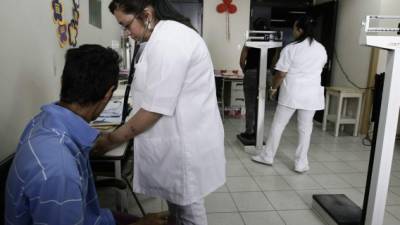 Salud tendrá fondos para pagar aumentos.