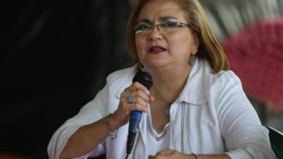 La procuradora de Derechos Humanos de El Salvador, Raquel Caballero. EFE/Archivo