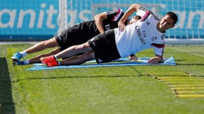 'Chicharito' Hernández entrenó en Valdebebas por primera vez.