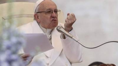 El papa Francisco en la audiencia general de los miércoles en la Plaza de San Pedro en el Vaticano, la semana pasada. EFE