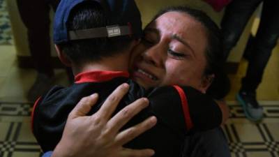 Decenas de padres centroamericanos han sido deportados y separados de sus hijos.