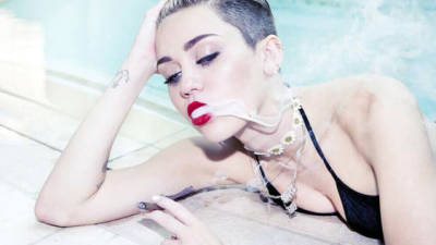 Miley Cyrus confesó su gusto por la marihuana.