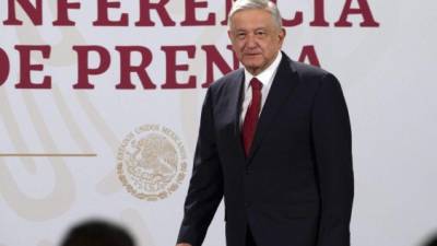 Obrador viajará este martes a Washington D.C. en un vuelo comercial./AFP.