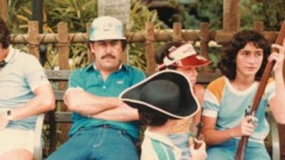 Pablo Escobar durante sus vacaciones en el resort de Disney, en Florida.