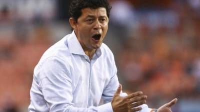 El entrenador del Houston Dynamo también llenó de elogios a Boniek García y a Maynor Figueroa.