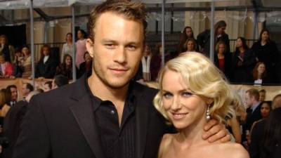 Heath Ledger y Naomi Watts en una foto de archivo.