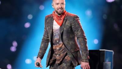 Justin Timberlake durante su presentación en el medio tiempo del Super Bowl.