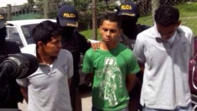 Los detenidos son Santos Francisco Rodríguez Contreras (18), alias Chico; Gerson Eduardo Martínez Martínez (20), alias El Terrible y Arnold Nahúm Barahona Gonzales, alias El Negro.