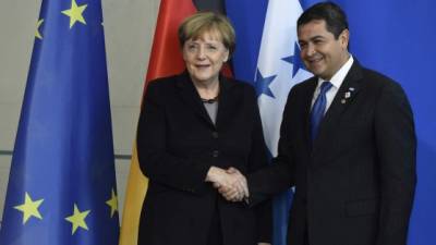 La canciller alemana Ángela Merkel recibió al presidente de Honduras, Juan Orlando Hernández.