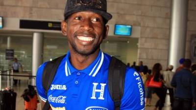 Johnny Palacios a la llegada de la Selección de Honduras a Tegucigalpa.