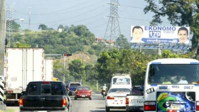 Más de 250 mil vehículos ingresan a diario a la ciudad. Foto: Melvin Cubas