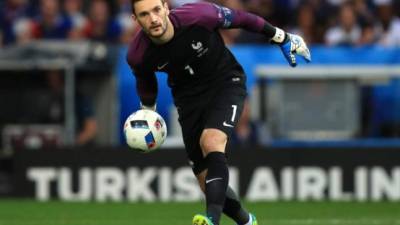 Lloris es el arquero titular de Francia y del Tottenham.