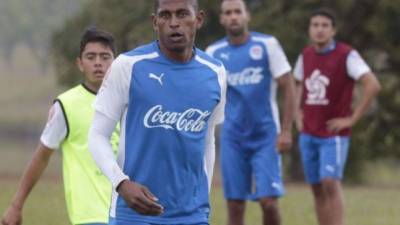 Costly todavía no logra golear con la camiseta del Olimpia. Este domingo enfrentan al Vida en Tegucigalpa.