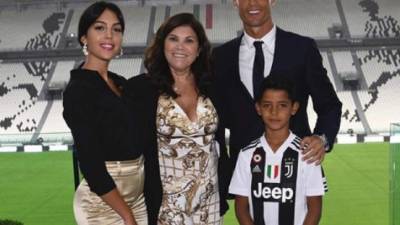 La madre de Cristiano Ronaldo confirmó en Instagram que no le agrada su nuera, Georgina Rodríguez.