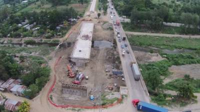 Así luce en este momento la construcción de la importante vía, que por más de una década estuvo inconclusa. Foto Drone: Franklyn Muñoz