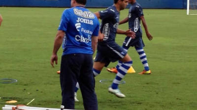 Suárez ya observó a Jona Mejía cuando lo convocó para amistoso vs Israel en 2013.