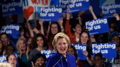 Democratic presidential candidate Hillary Clinton speaks at a 'Get Out the Vote' rally April 18th, 2016 in New York ahead of Tuesday?s Democratic primary in New York. / AFP PHOTO / TIMOTHY A. CLARY