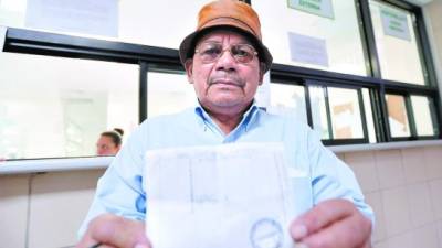 Don José no se ha podido hacer su examen.