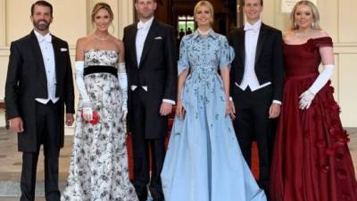 Los cuatro hijos mayores del presidente estadounidense, Donald Trump, lo acompañaron en su visita de Estado al Reino Unido, donde cautivaron a los británicos con su elegancia y estilo.