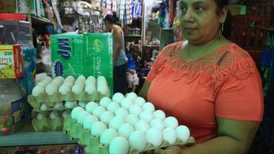 Una vendedora de huevos de San Pedro Sula.