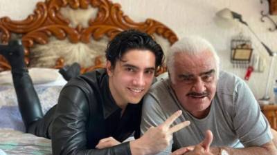 Alex Fernández y su famoso abuelo Vicente en una foto de archivo.