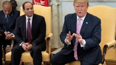 El presidente de los EEUU, Donald Trump, recibe a su homólogo egipcio, Abdel Fattah Al-Sisi, en la Casa Blanca, Washington. EFE