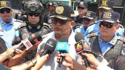 Pendientes de cumplir 15 órdenes de extradición, asegura ministro de Seguridad