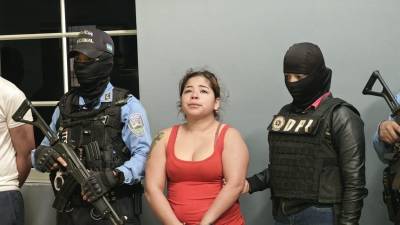 Victoria Alejandra Iglesias fue aprehendida en Corquín, Copán, por agentes de la Policía Nacional este 14 de marzo de 2024 en posesión de cocaína y crack.