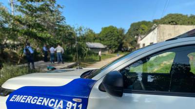 Agentes de la Policía Nacional llegaron al sitio para recopilar primeras pesquisas.