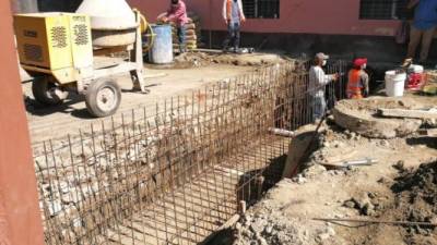 La obra avanza con la construcción de dos quiebrapatas.