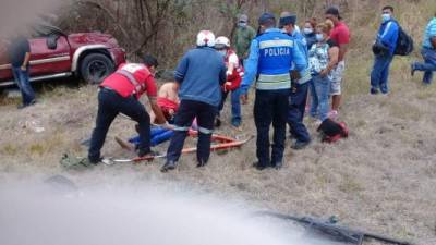 Cuerpos asistenciales brindaron servicios de asistencia inmediata a los ocupantes del vehículo.