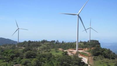 La mayor parte de las deudas de la Enee es con los generadores de energía renovable.