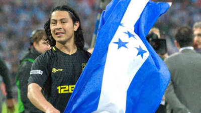 Roger Espinoza recordó la final de FA Cup que le ganaron al Manchester City.