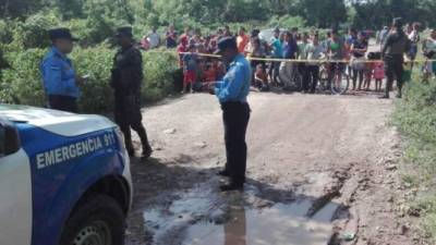 Las autoridades se hicieron presentes al lugar en el que fue encontrada la pequeña víctima.