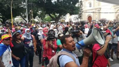 Tres años de prisión como máximo se impondrá a un conductor de vehículo que conduzca de manera temeraria y ponga en peligro la vida de las personas, según el nuevo Código Penal de Honduras que entrará en vigor el 10 de noviembre de 2019.