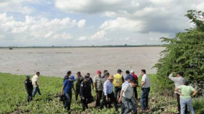 Autoridades visitaron la zona inundada de La Tres, al sur de El Progreso, y la colonia Policarpo Paz García.
