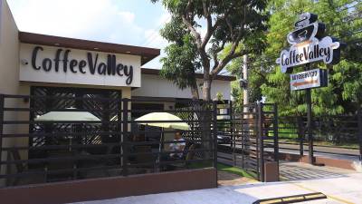 CoffeeValley, está ubicado en la 7 calle A, 15 Avenida NO, barrio Los Andes, San Pedro Sula.