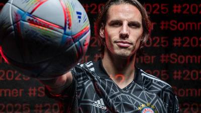 El Bayern Múnich ha anunciado el fichaje del guardameta suizo Yann Sommer hasta junio de 2025.