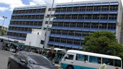 La mujer permanece interna en el Hospital Escuela Universitario.