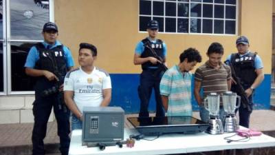 Detenidos en Choluteca presentados por delitos de robo y posesión ilegal de armas.