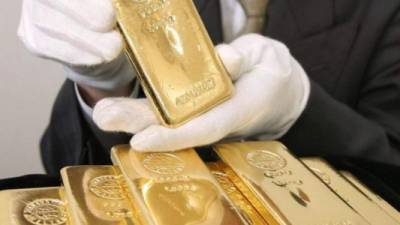 El pequeño tesoro contenía dos barras de oro de 12 kilos cada una, 37 lingotes de un kilo y 5.000 pequeñas piezas.