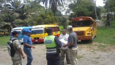 Tránsito y Transporte aseguraron que no permitirán la circulación de unidades sin las revisión respectivas.