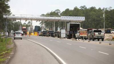 Una de las casetas construidas en el kilómetro 37 de la carretera CA-5.