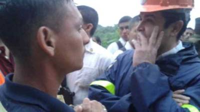 El presidente de Honduras, Juan Orlando Hernández, las autoridades desmintieron la información sobre el rescate de ocho mineros en Choluteca.