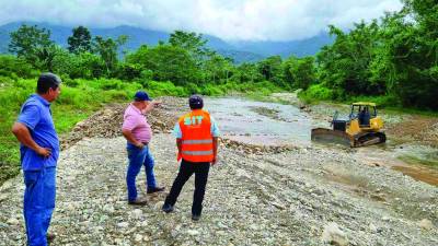 Ríos de siete municipios de Atlántida son intervenidos por daños causados por lluvias.