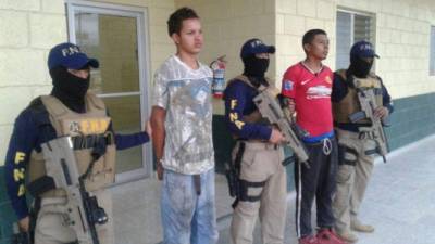 Mario Ramos y David Valladares fueron detenidos por agentes de la Fuerza Nacional Antiextorsión.