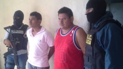 Walter Alfredo Ramos Sánchez (20) y Donaldo René Álvarez (33) fueron capturados en la colonia Mangandí.