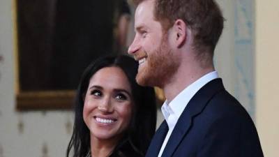 Su historia empezó con un flechazo pero el cuento de hadas se tornó en suplicio para el príncipe Harry y Meghan Markle, que decidieron dejar la familia real y mudarse a Estados Unidos para consolidar la suya propia. Estas son cinco etapas claves de la relación de la pareja, que este domingo anunció el nacimiento de su segundo hijo, Lilibet Diana.Fotos: AFP